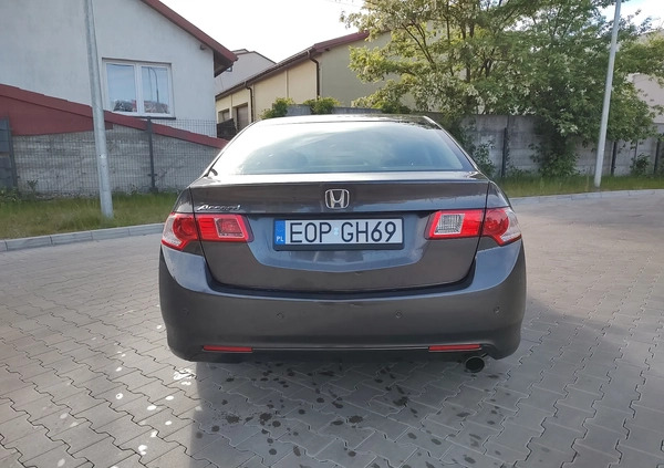 Honda Accord cena 35700 przebieg: 172642, rok produkcji 2010 z Opoczno małe 191